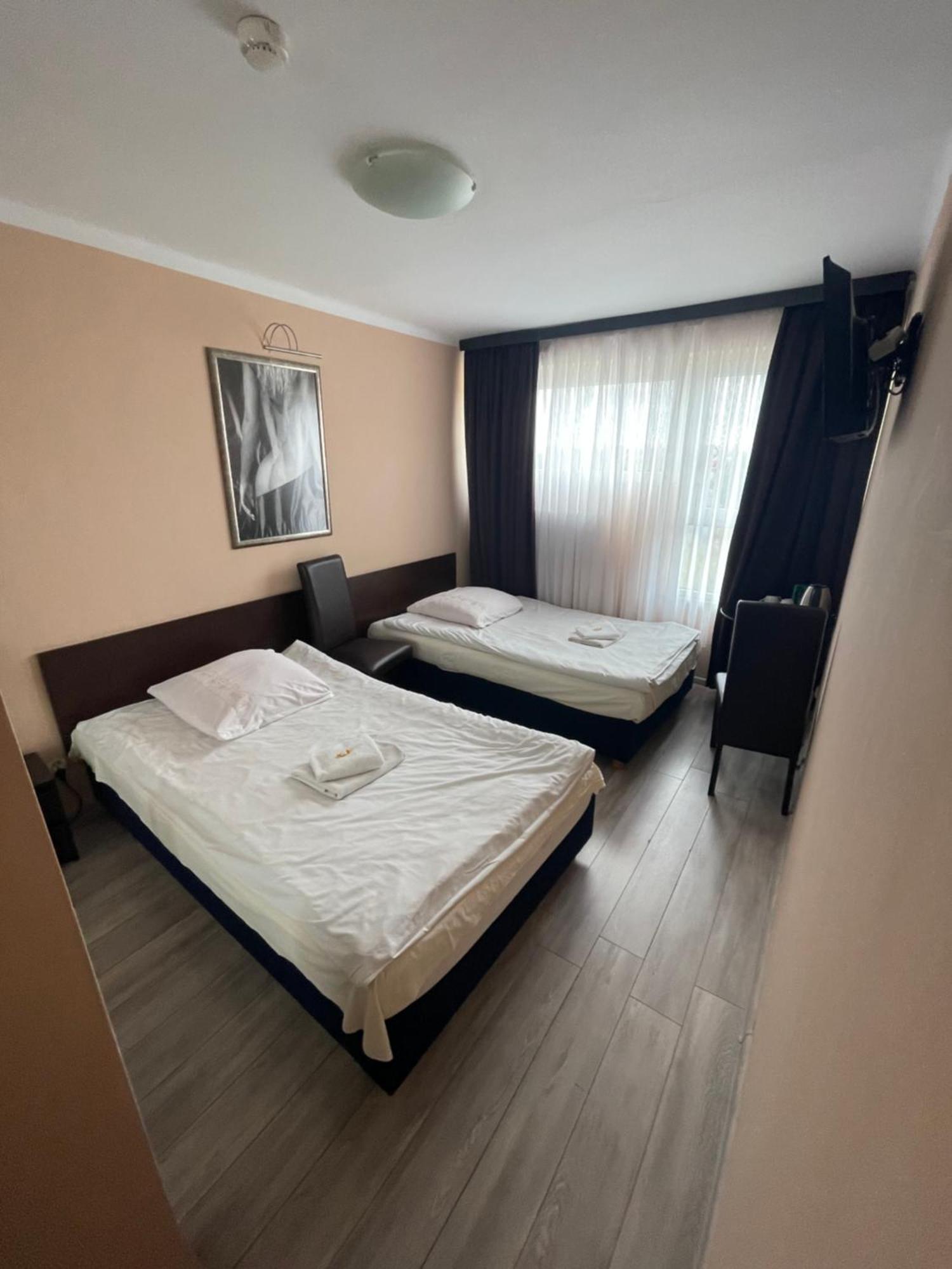 Gosciniec Raciborski Racibórz Exterior foto